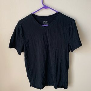 Back v neck T-shirt